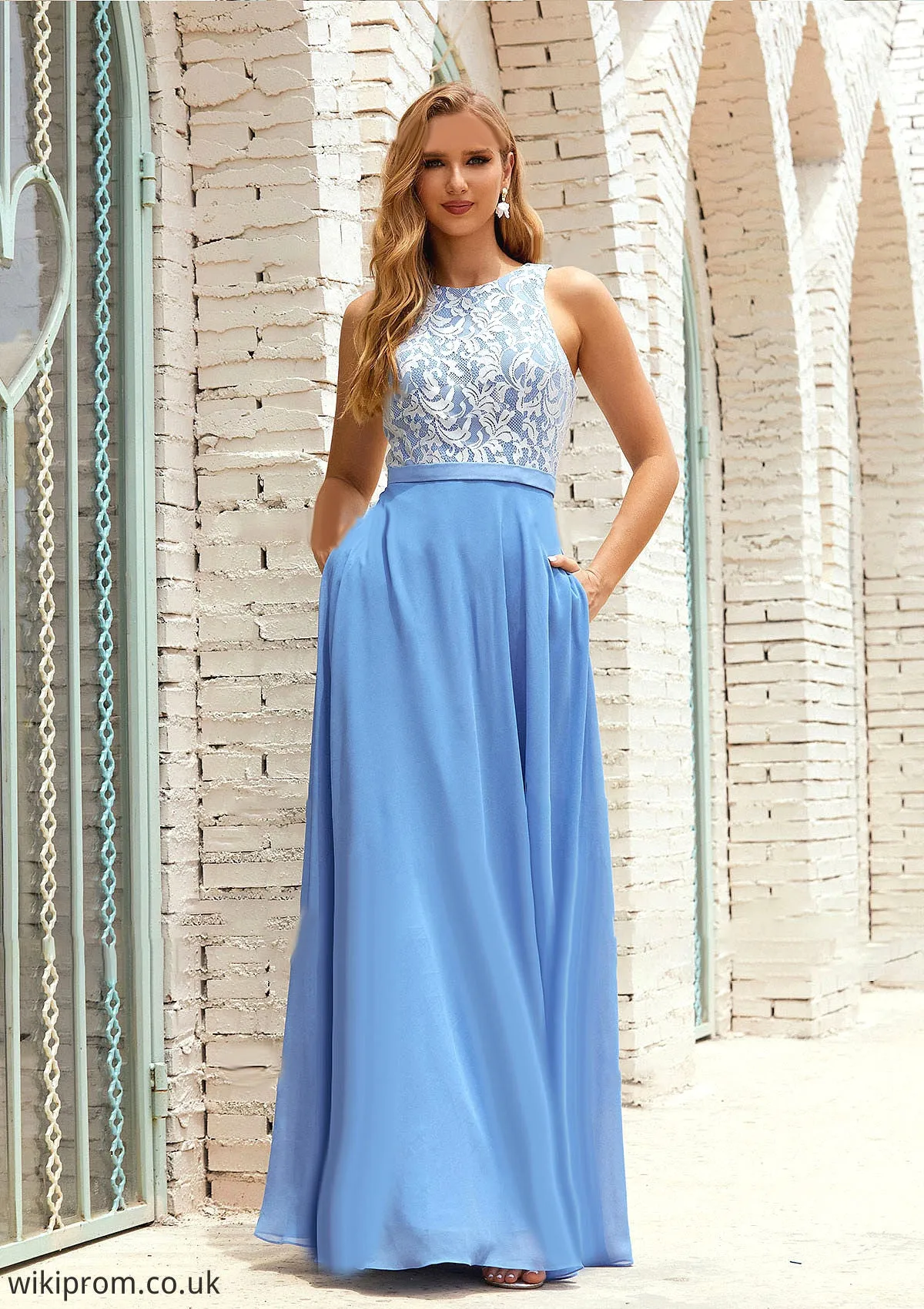 A-line Scoop Neck Sleeveless Chiffon Long/Floor-Length Bridesmaid Dresses With Pockets Lace Avah SWKP0025616