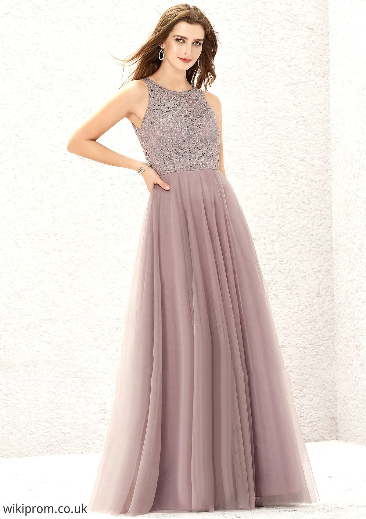 A-line Scoop Neck Sleeveless Lace Tulle Long/Floor-Length Bridesmaid Dresses Sienna SWKP0025631