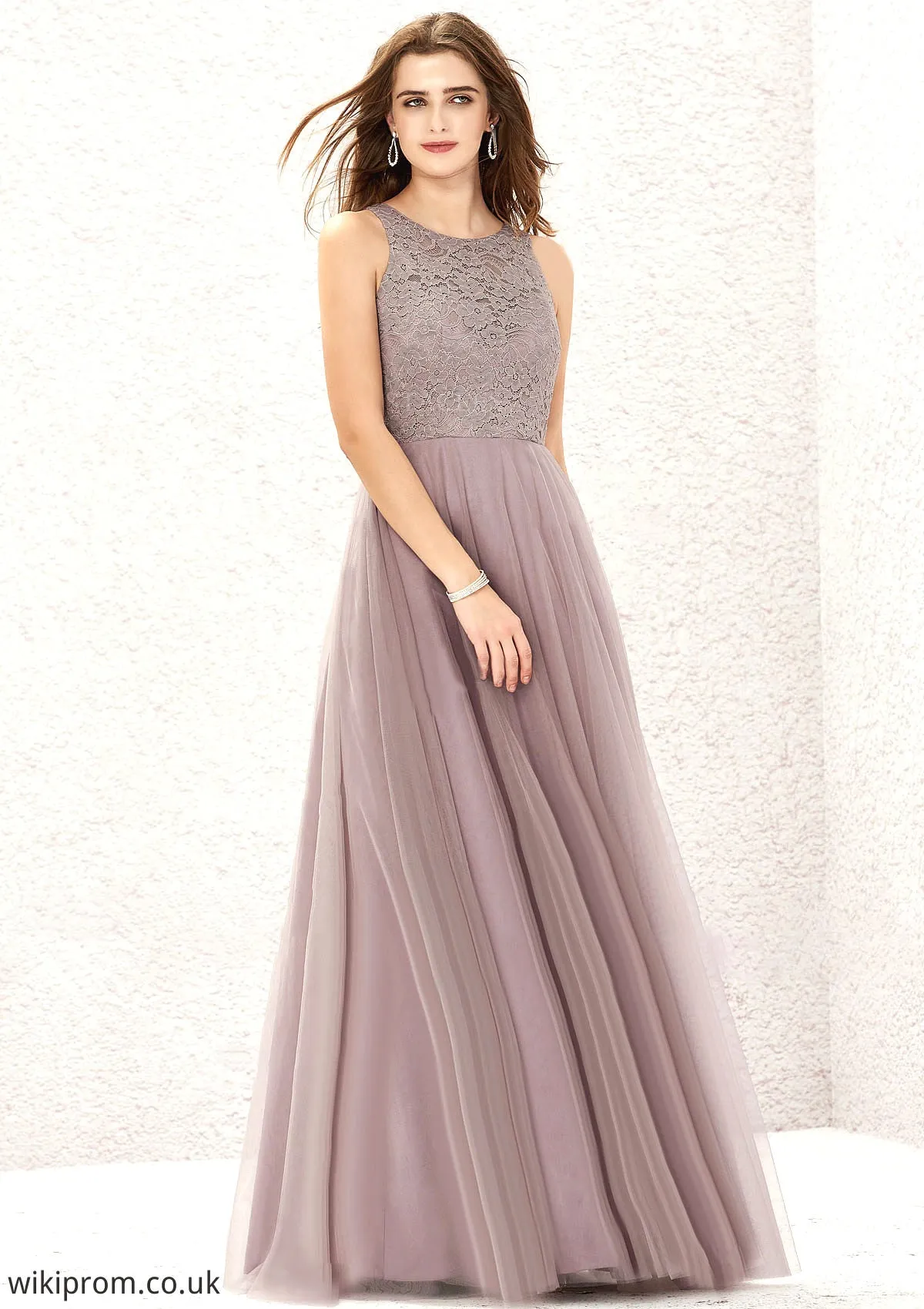 A-line Scoop Neck Sleeveless Lace Tulle Long/Floor-Length Bridesmaid Dresses Sienna SWKP0025631