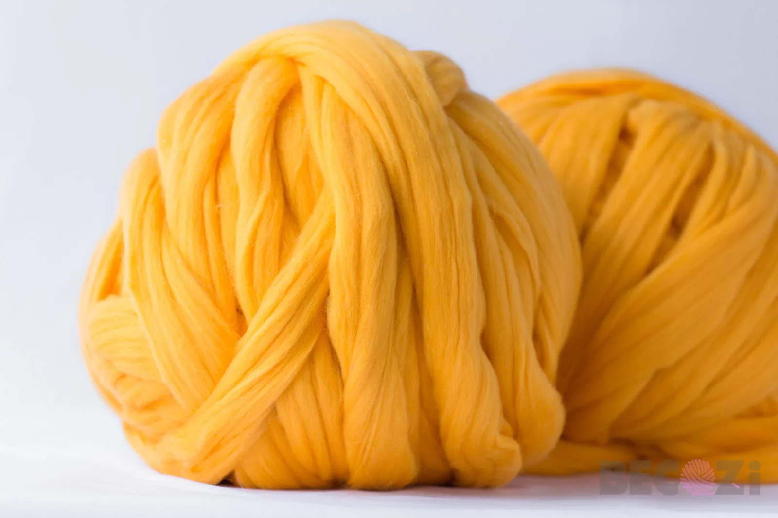 Merino Wool. Super Chunky 100% Merino Yarn. Yellow